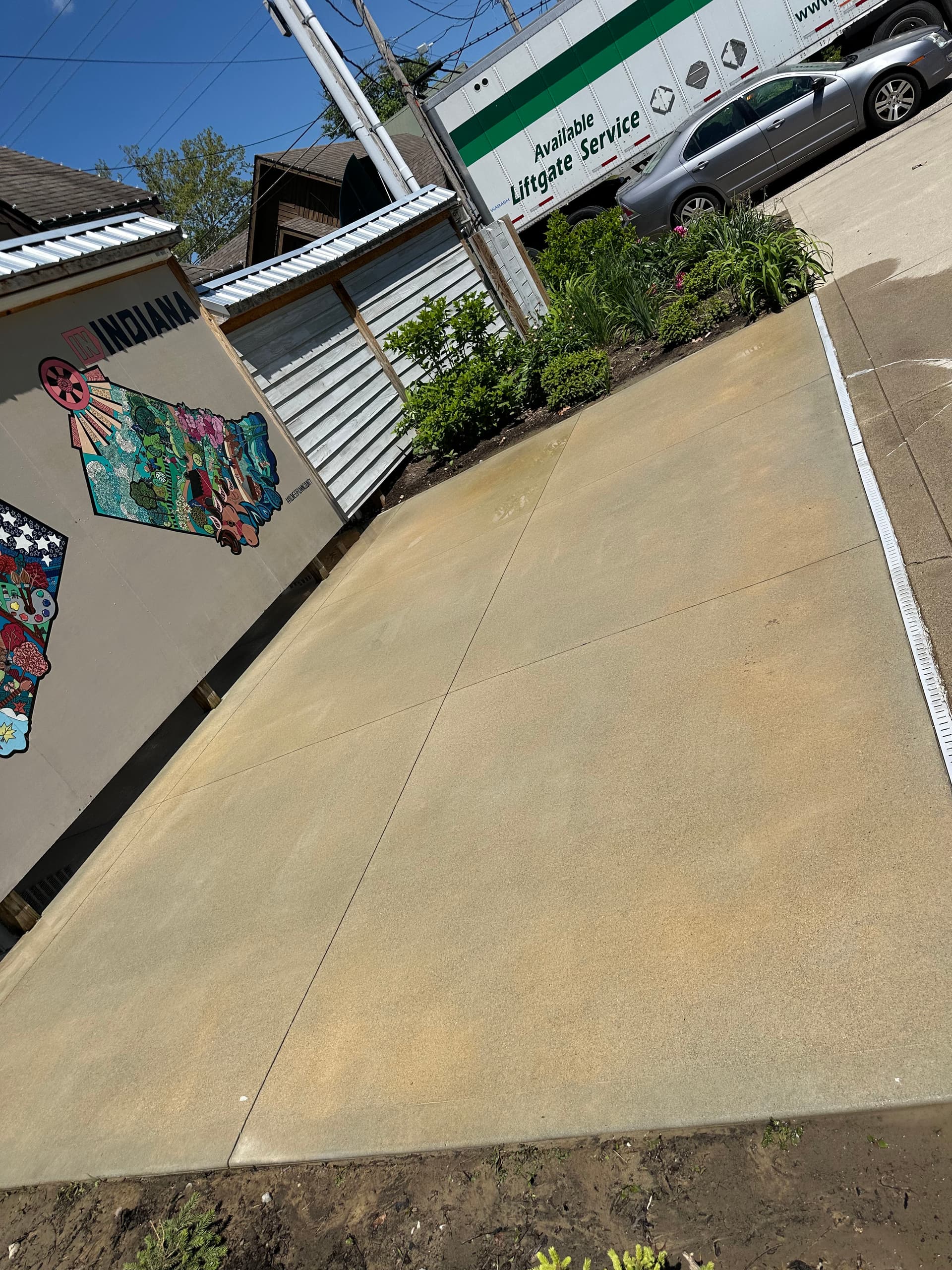 Gallery photos for Concrete Cleaning at Nashville's Visitors Center After Flooding: Image #2